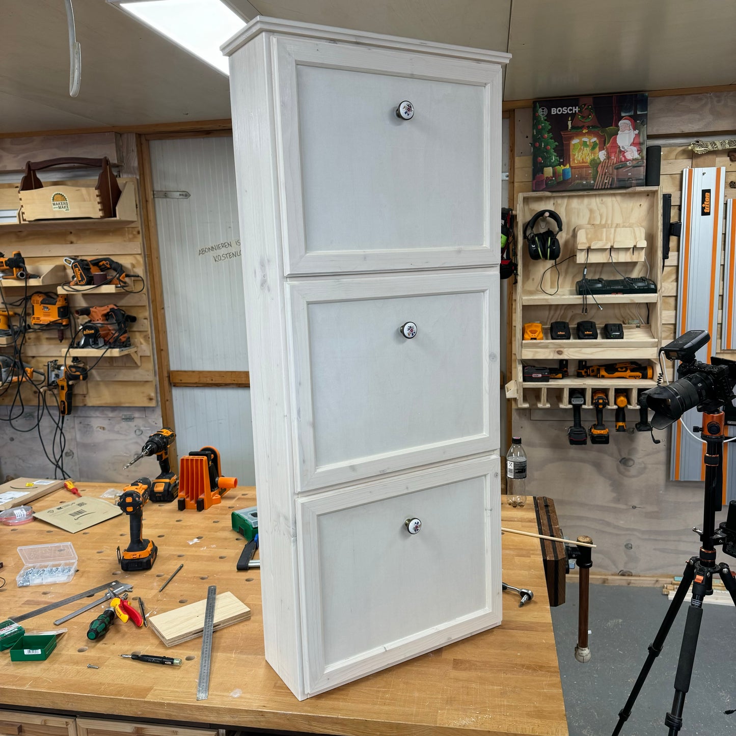 Schicker DIY Schuhschrank