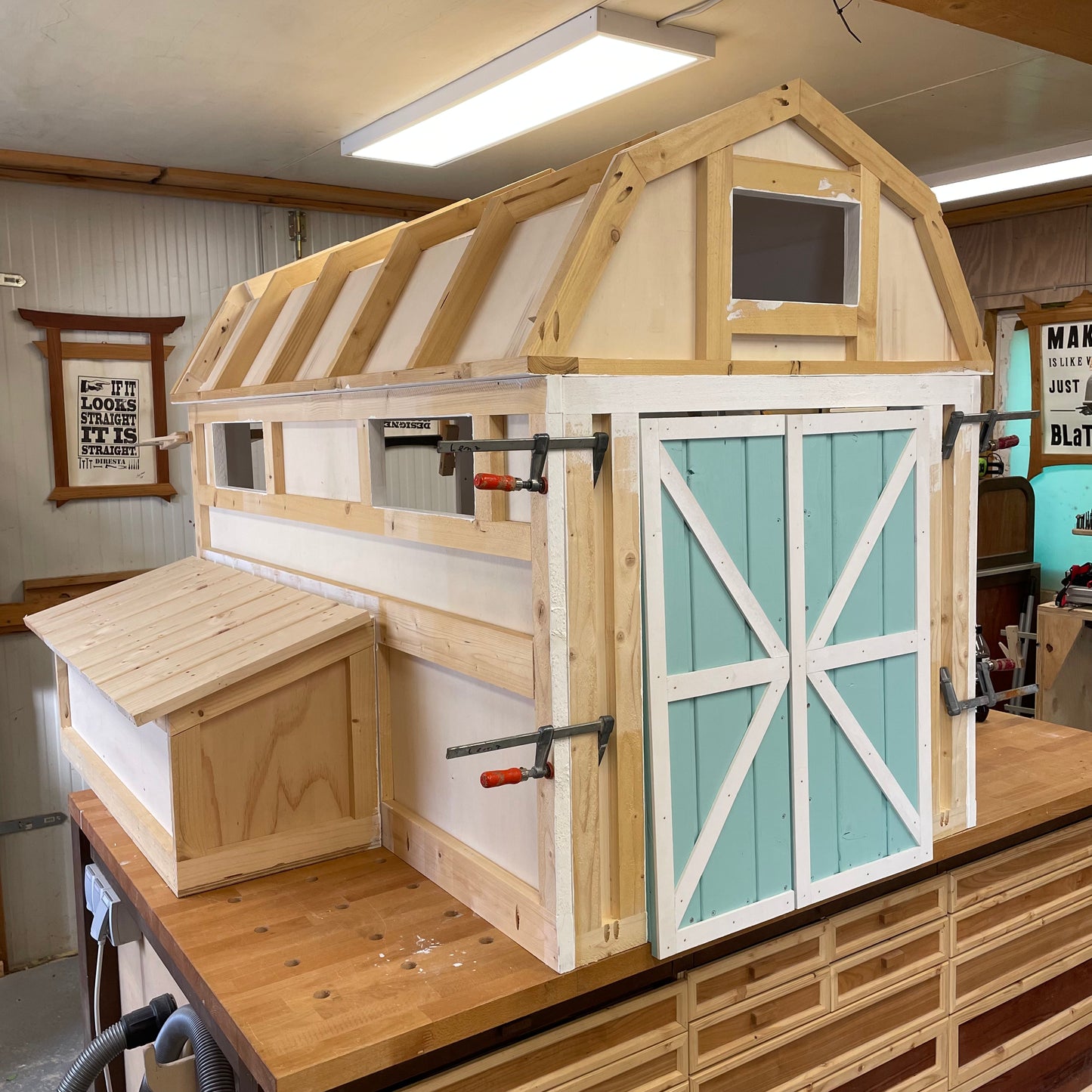 Hühnerstall für min. 6 Hühner (Bauplan)