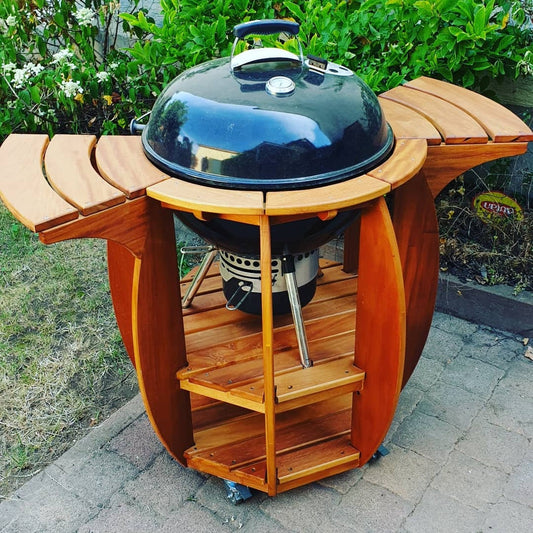 Mobiler Grilltisch aus Holz